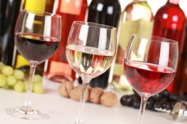 Opt medalii de aur pentru vinurile româneşti